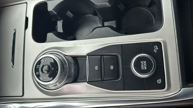 Certified 2022 Ford Explorer XLT w/ Equipment Group 202A image 26