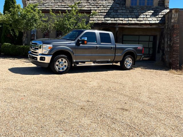 Used 2016 Ford F250 Lariat w/ Lariat Ultimate Package image 3