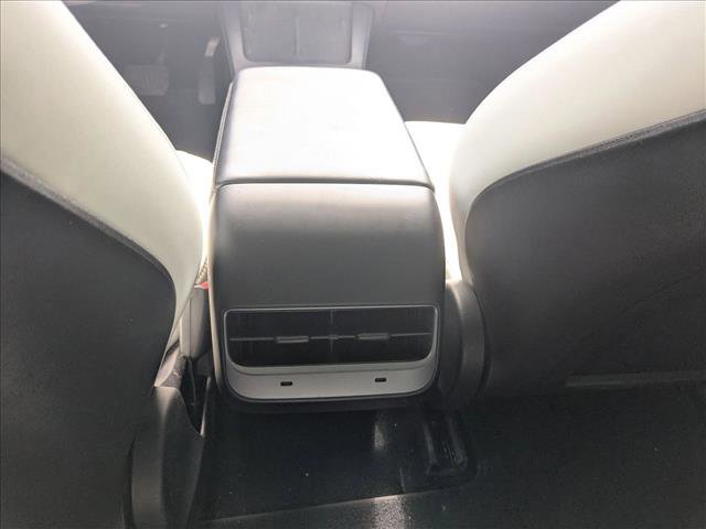 Used 2022 Tesla Model 3 Long Range image 18