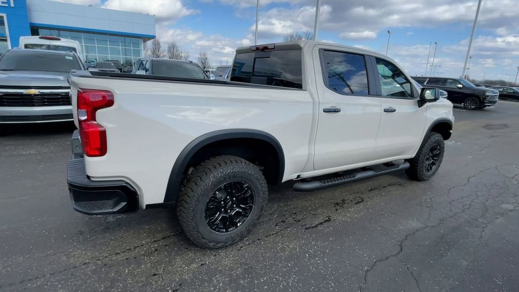 New 2026 Chevrolet Silverado 1500 ZR2 w/ Dark Appearance Package image 2