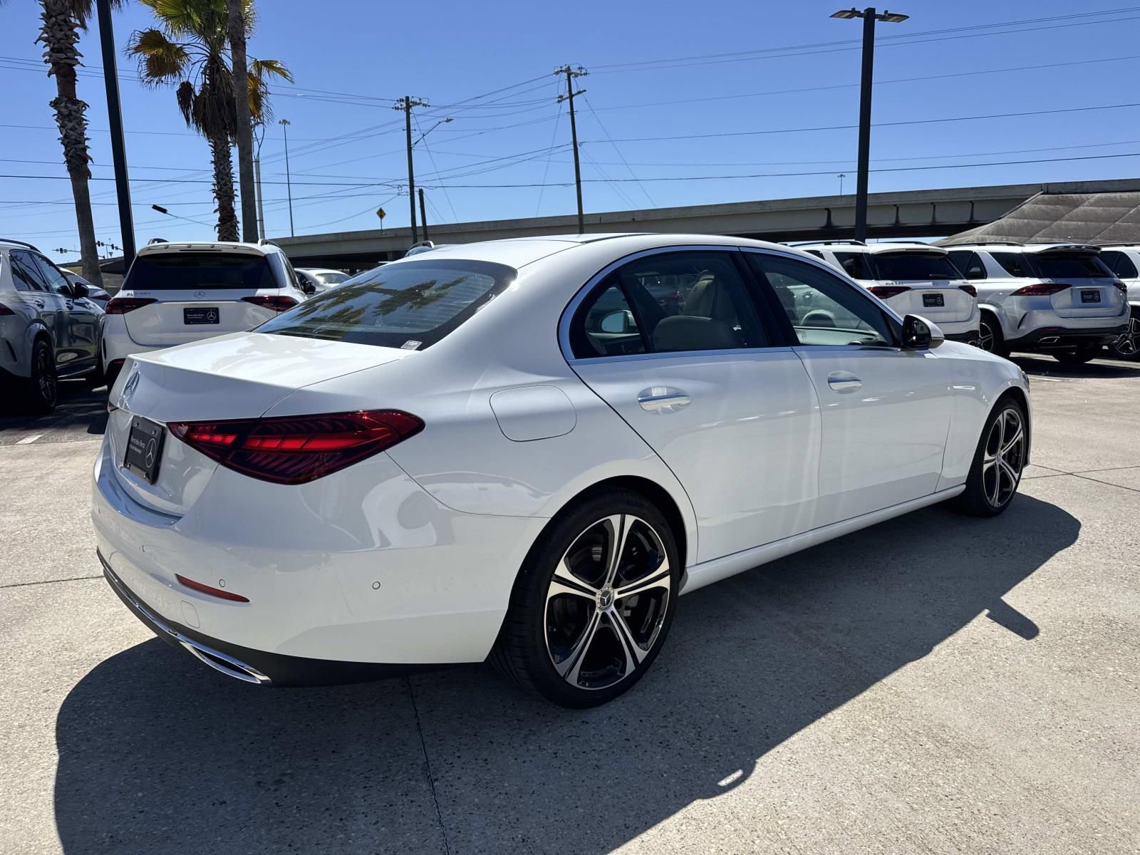 Used 2024 Mercedes-Benz C 300 Sedan image 5