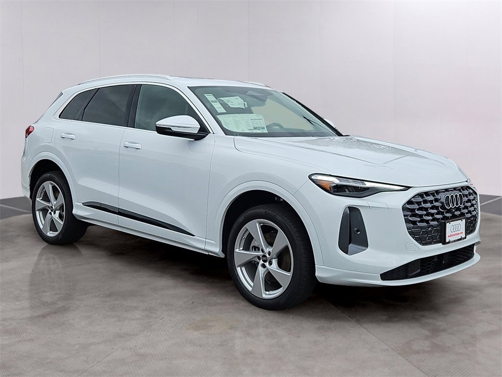 New 2025 Audi Q5 Premium Plus image 2