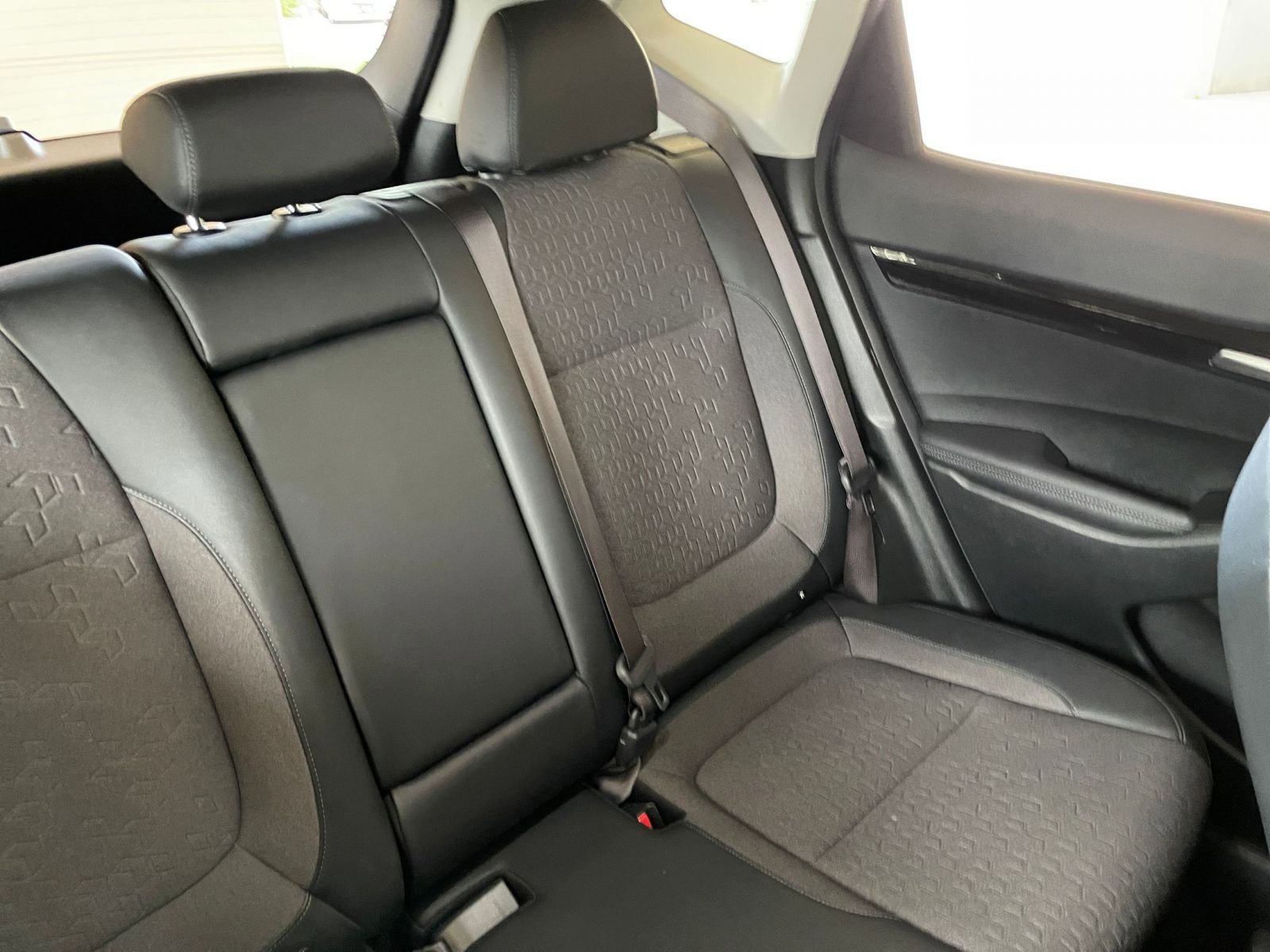 Used 2025 Kia Seltos S FWD image 38