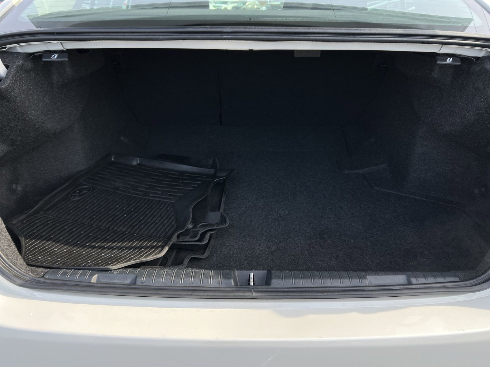 Used 2020 Subaru Legacy Premium image 24