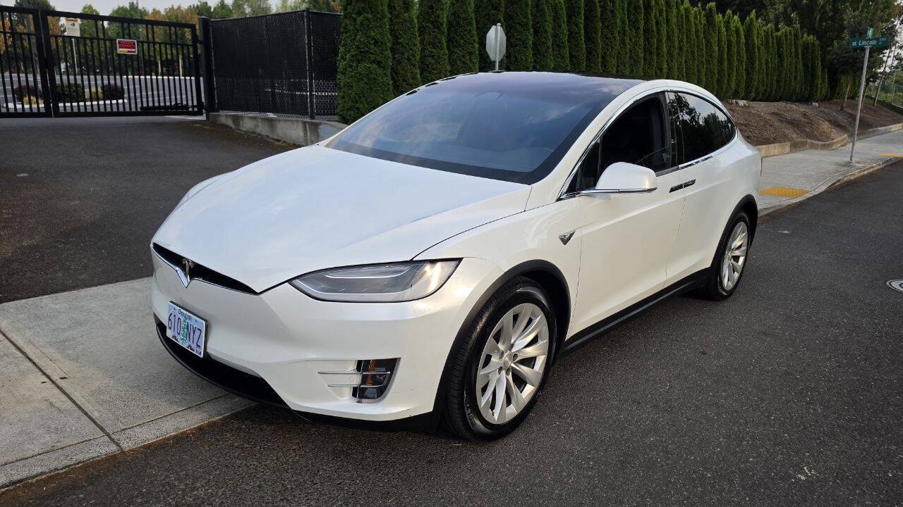 Used 2017 Tesla Model X 75D AWD/4WD image 1