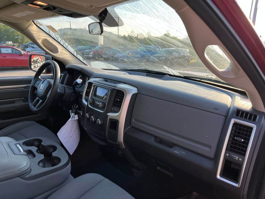 Used 2013 RAM 1500 Classic SLT AWD/4WD image 10