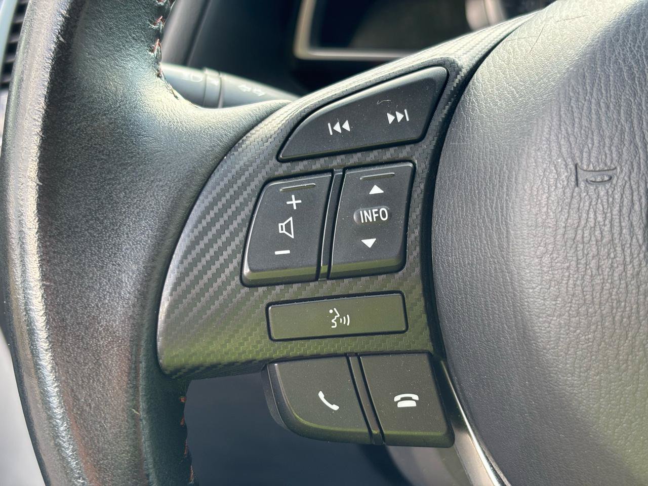 Used 2014 MAZDA MAZDA3 i Touring FWD image 20