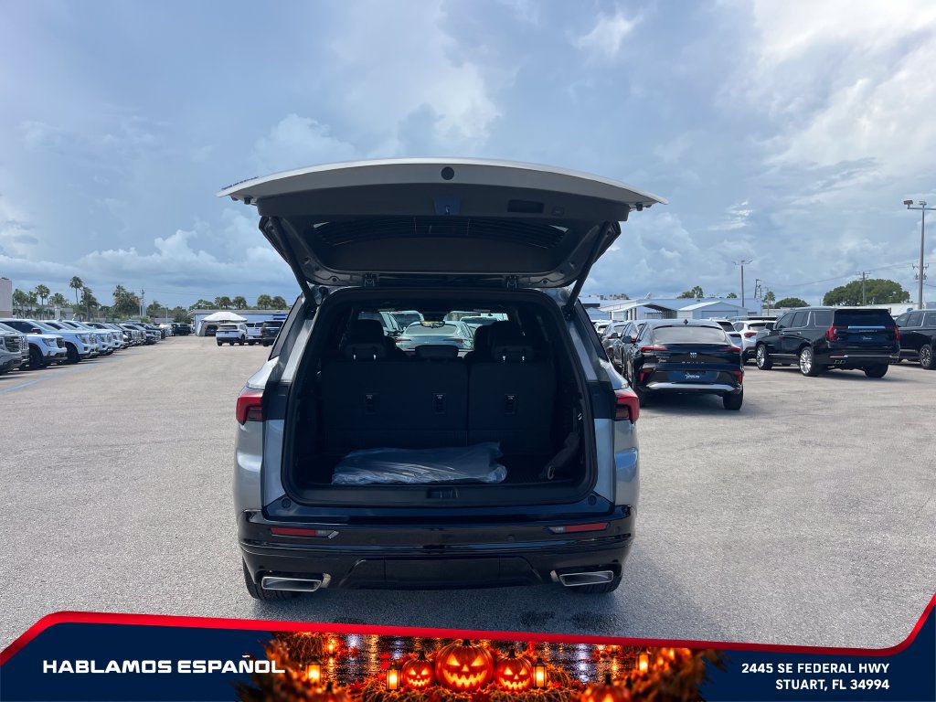 New 2027 Buick Enclave Sport Touring w/ Super Cruise Package FWD image 17