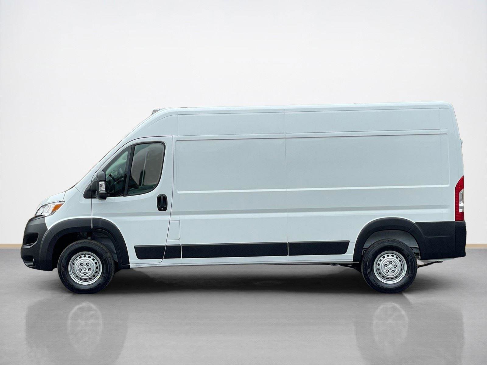 New 2026 RAM ProMaster 2500 w/ Convenience Group FWD image 4