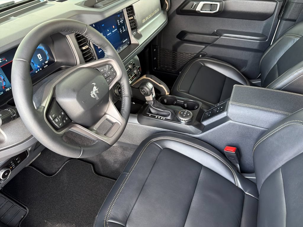 New 2026 Ford Bronco Badlands AWD/4WD image 9