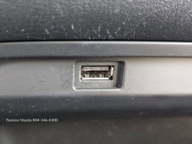 Used 2021 MAZDA MAZDA3 s image 23
