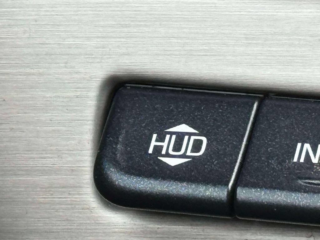 Used 2016 GMC Yukon Denali AWD/4WD image 29