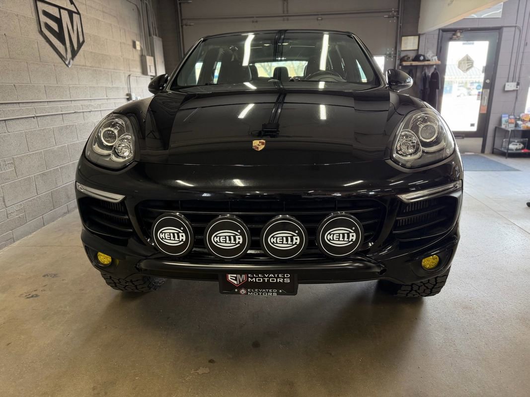 Used 2015 Porsche Cayenne Diesel image 3
