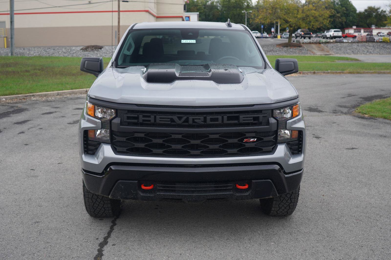 New 2026 Chevrolet Silverado 1500 Custom Trail Boss w/ LPO, Dark Essentials Package AWD/4WD image 9