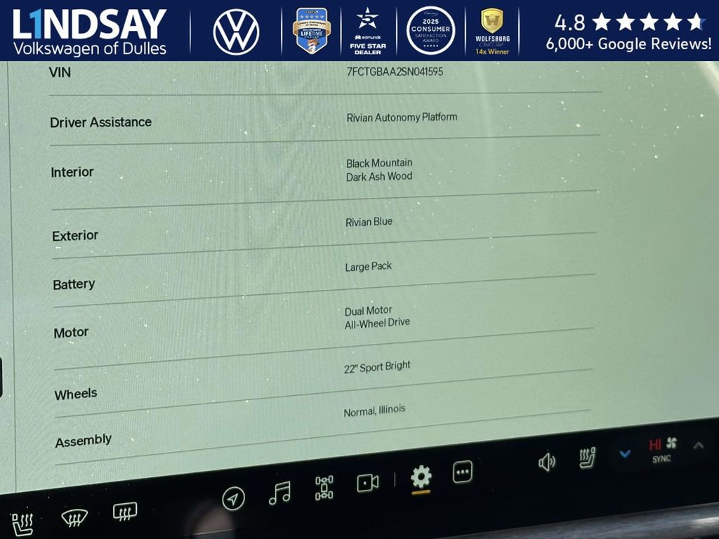 Used 2025 Rivian R1T Adventure image 19