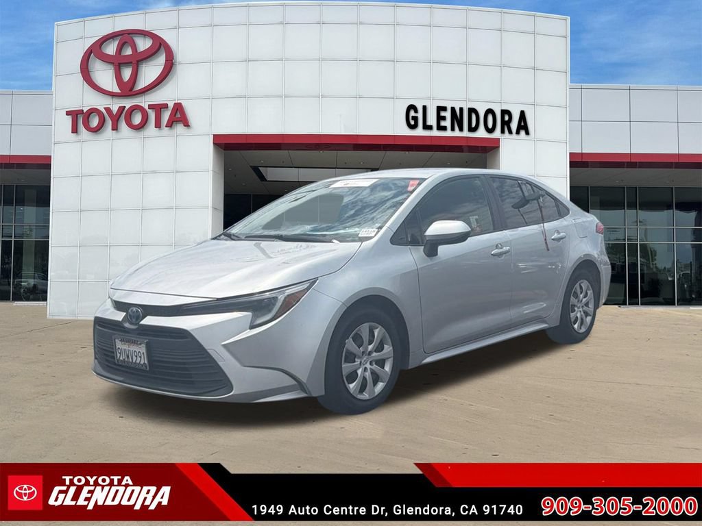 Certified 2025 Toyota Corolla LE w/ Carpet Mat Package (TMS) FWD image 5
