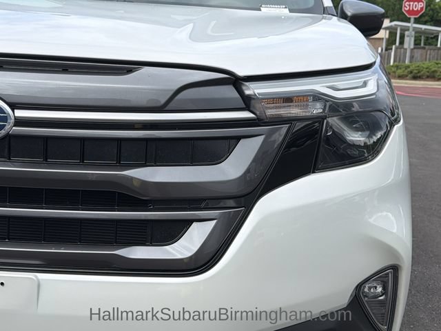 Certified 2025 Subaru Forester Premium AWD/4WD image 36