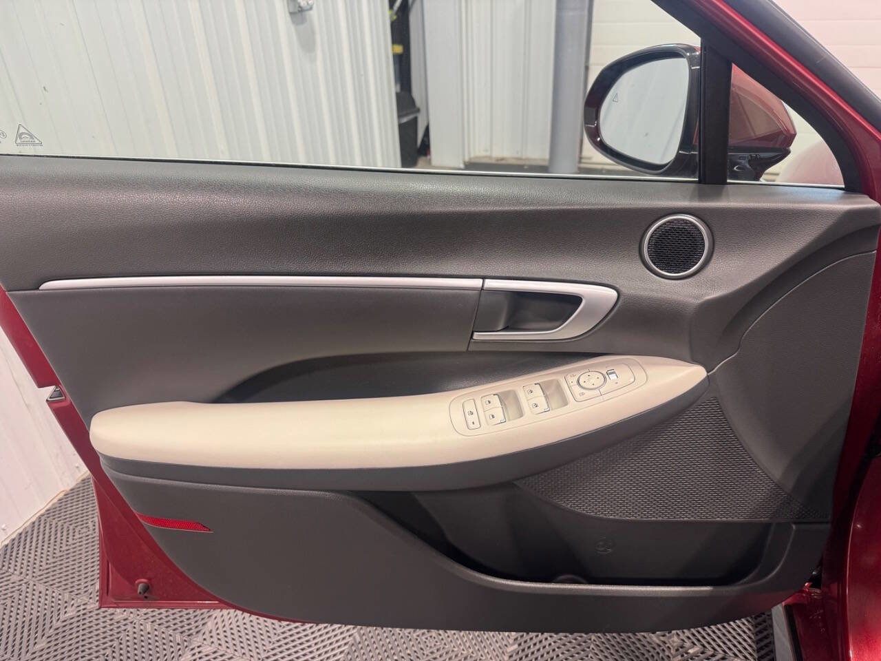 Used 2025 Hyundai Sonata SEL image 9