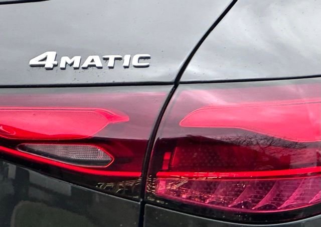 New 2026 Mercedes-Benz GLC 300 4MATIC image 11