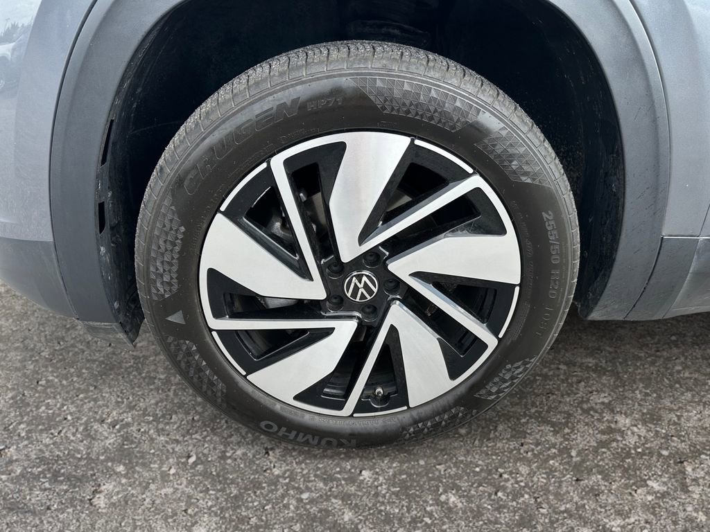 Used 2024 Volkswagen Atlas SE AWD/4WD image 8