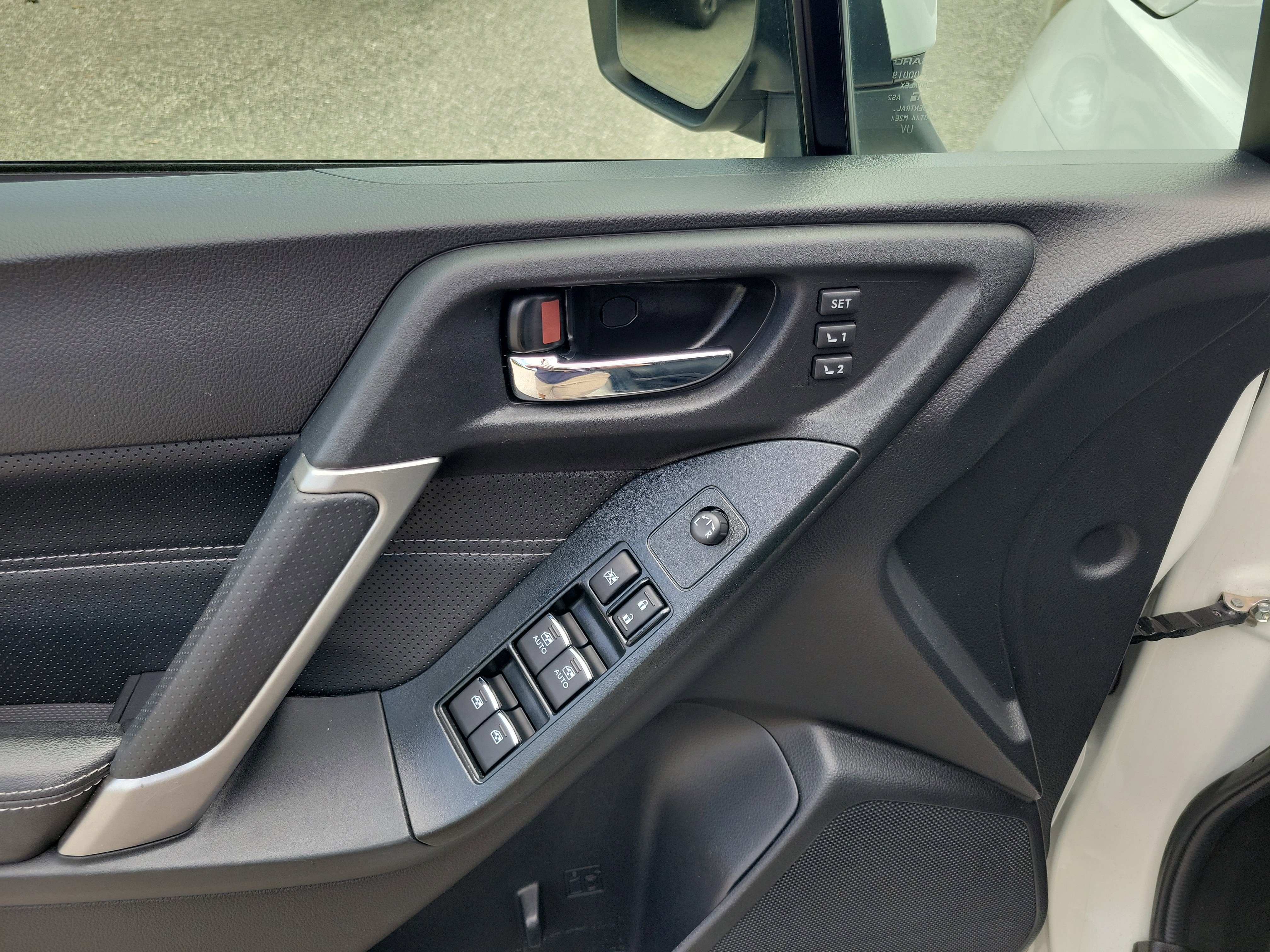 Used 2018 Subaru Forester 2.5i Touring w/ Popular Package #2 image 16