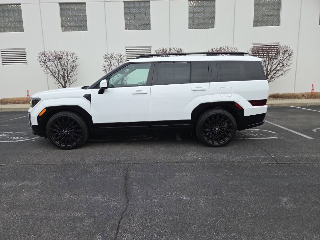 Used 2024 Hyundai Santa Fe Calligraphy image 5