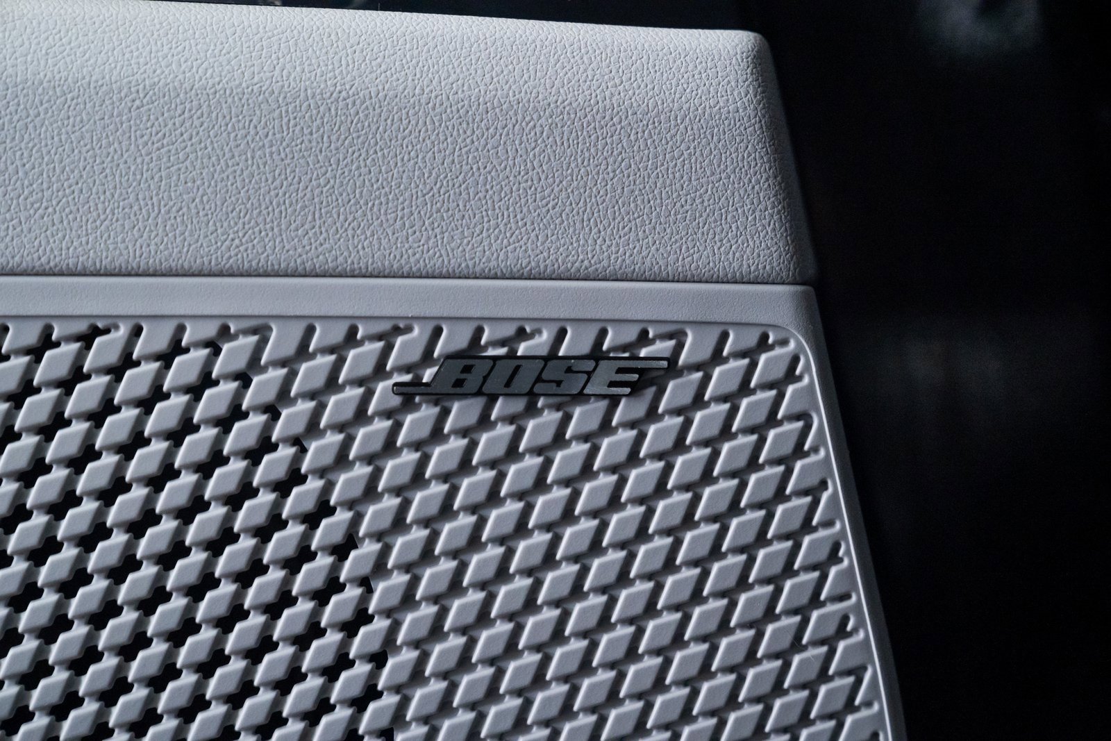 Used 2021 Hyundai Elantra Limited image 15