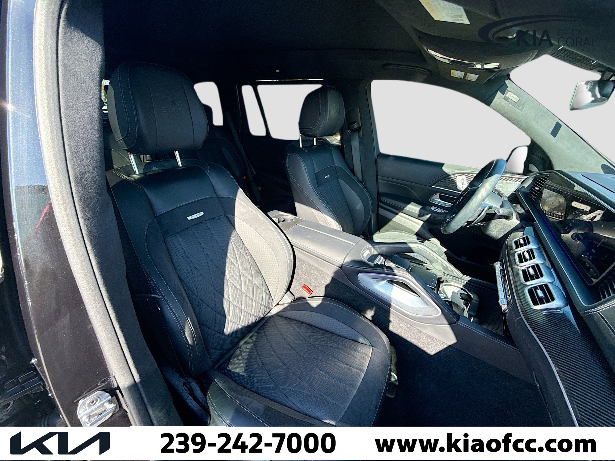 Used 2025 Mercedes-Benz GLS 63 AMG 4MATIC image 16