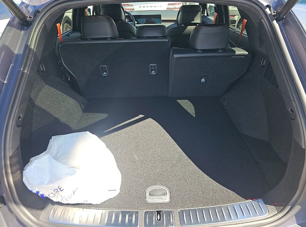 Used 2026 Genesis GV70 3.5T Sport Prestige image 12