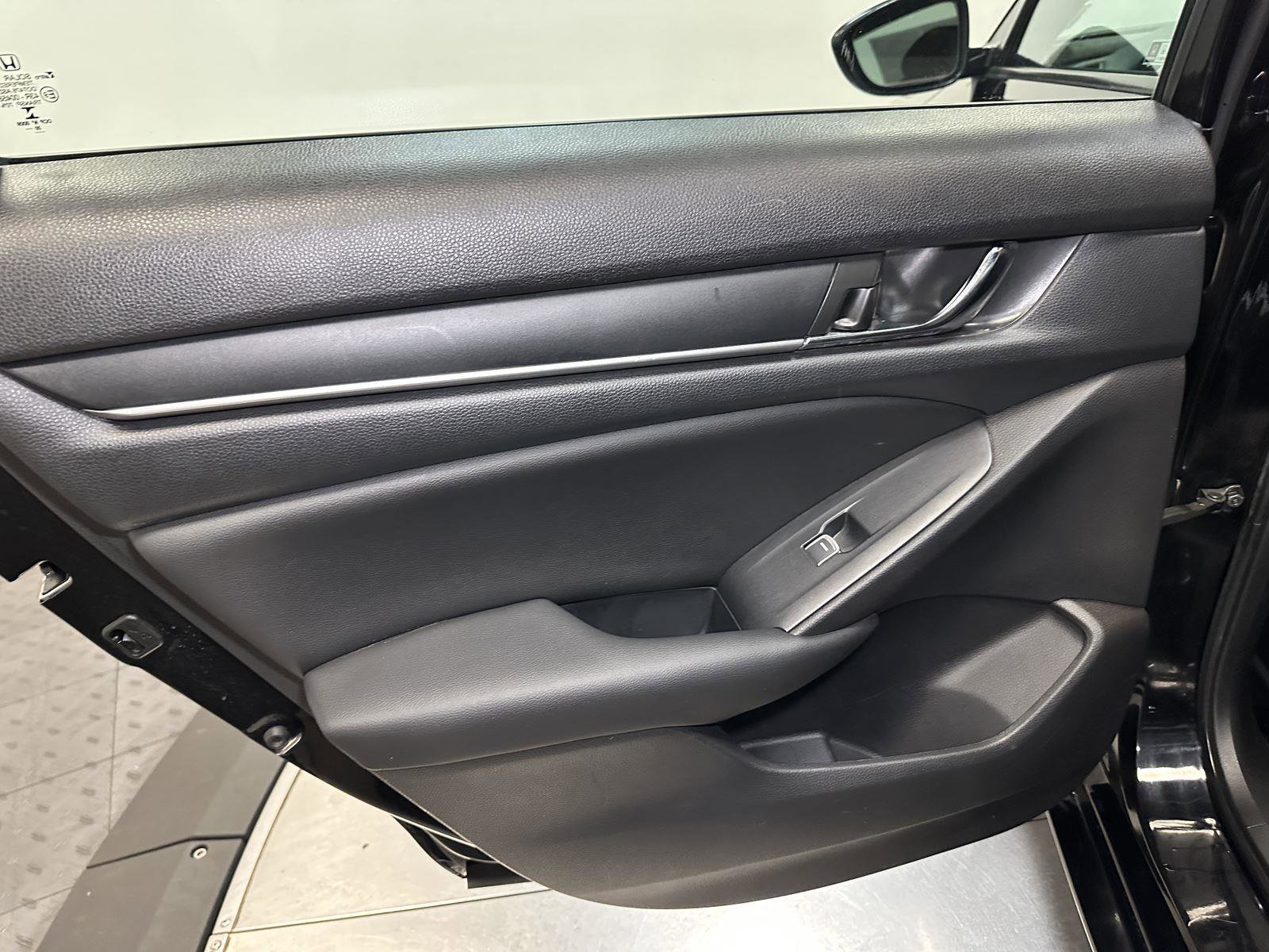 Certified 2021 Honda Accord Sport image 30