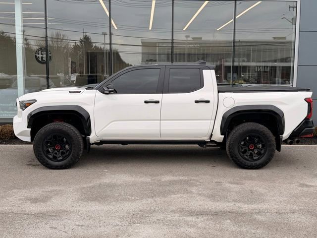 Used 2025 Toyota Tacoma TRD Pro w/ Tow Tech Package image 3