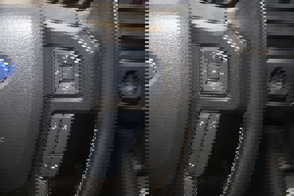 Used 2018 Ford Expedition Limited w/ Equipment Group 302A image 36