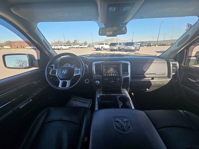 Used 2016 RAM 1500 Laramie w/ Convenience Group AWD/4WD image 12