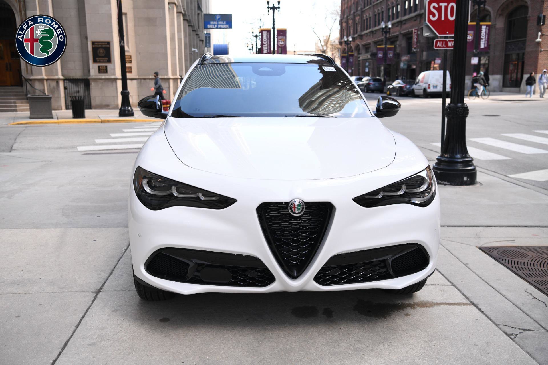 New 2025 Alfa Romeo Stelvio Sprint w/ Convenience Package image 2