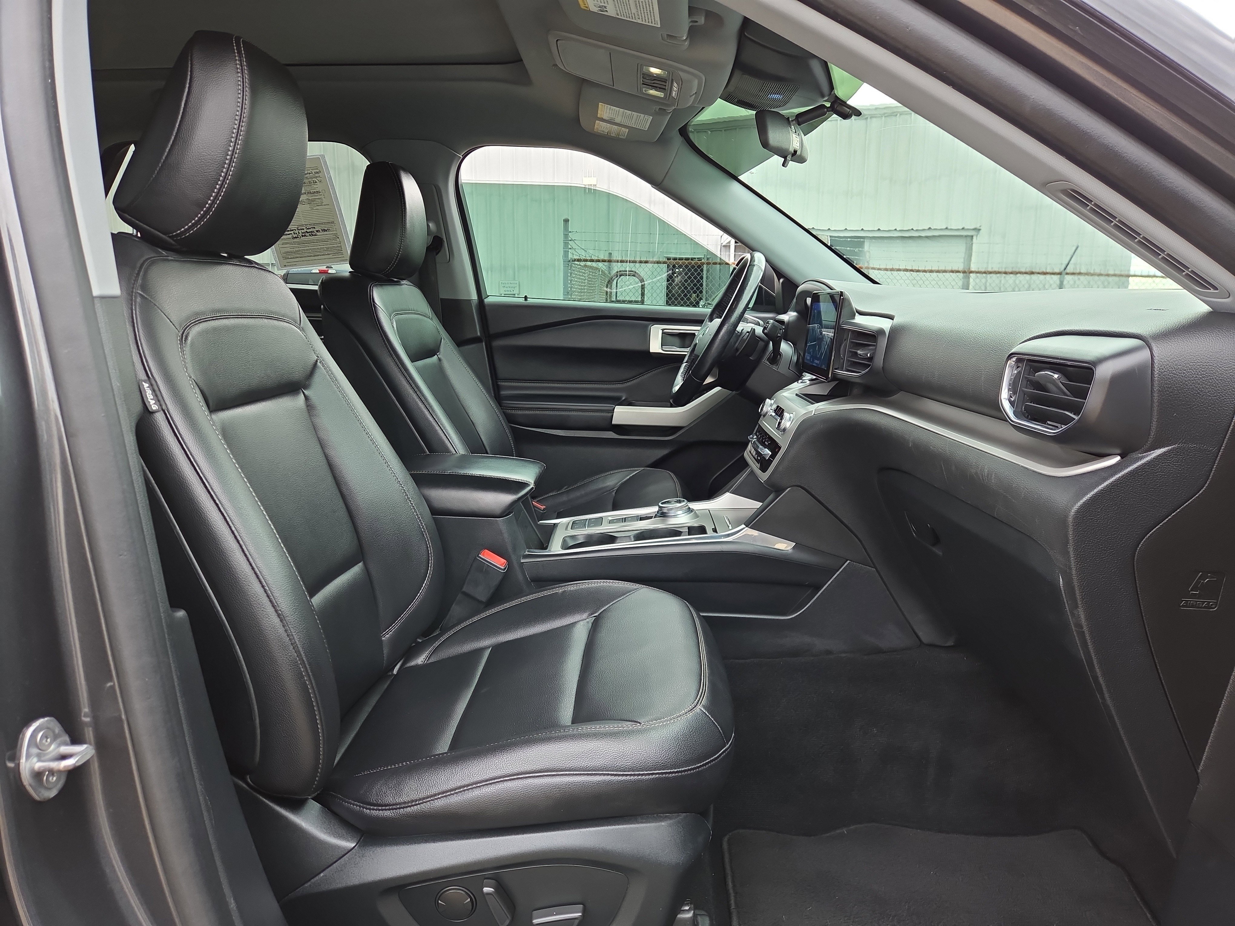 Used 2020 Ford Explorer XLT w/ Equipment Group 202A image 17