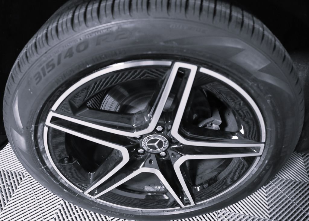 Certified 2022 Mercedes-Benz GLS 450 4MATIC image 7