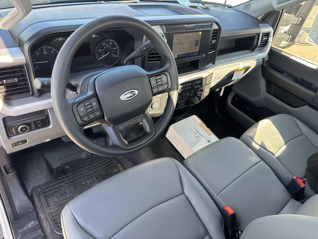 New 2026 Ford F350 XL w/ XL Chrome Package image 9