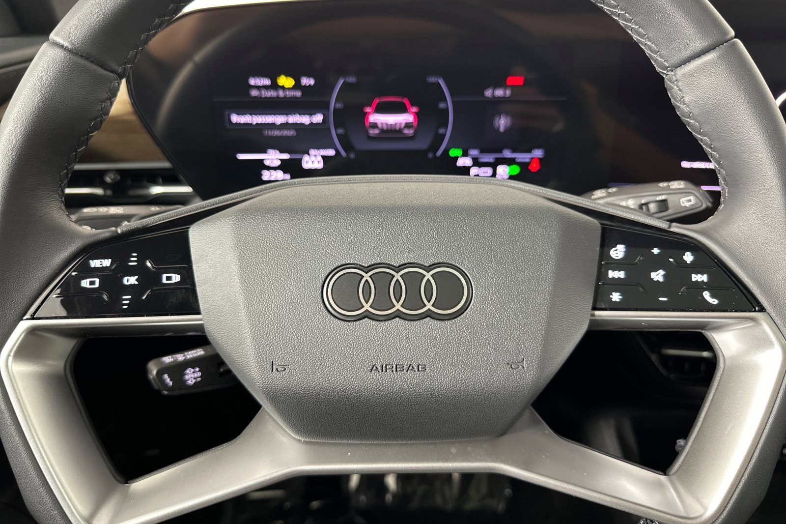 Used 2025 Audi Q6 e-tron Premium w/ Convenience Package image 22