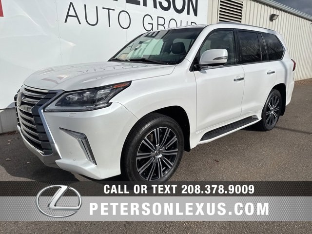 Used 2021 Lexus LX 570 4WD w/ 3rd Row & Luxury Pkg image 7