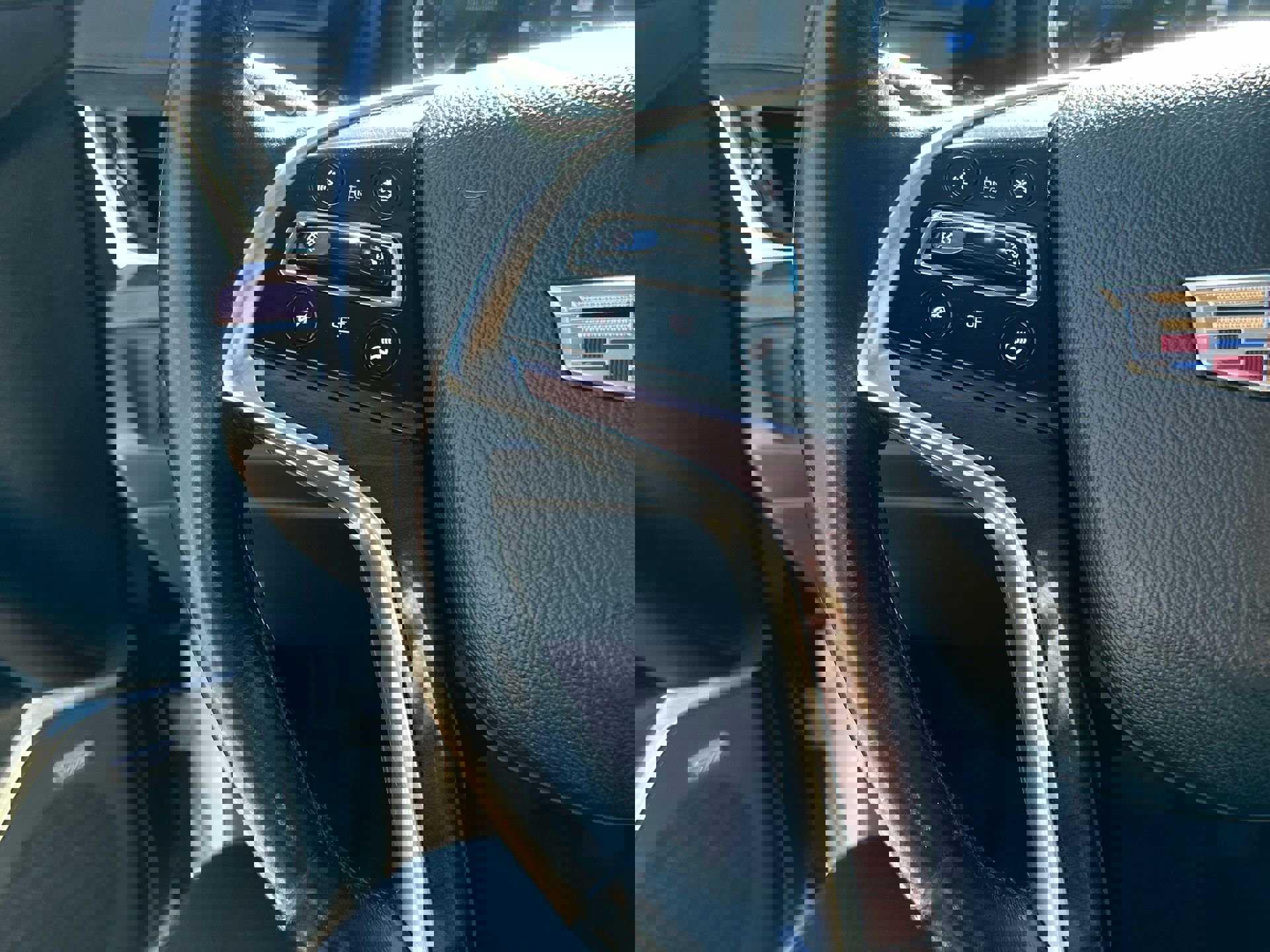 Used 2017 Cadillac Escalade Premium Luxury image 20