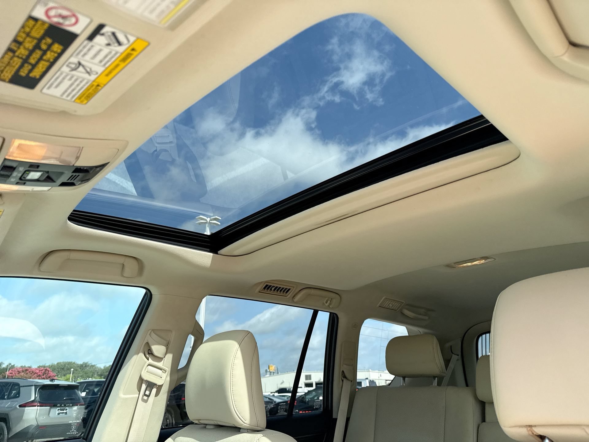 Used 2022 Lexus GX 460 Premium w/ Premium Package AWD/4WD image 16