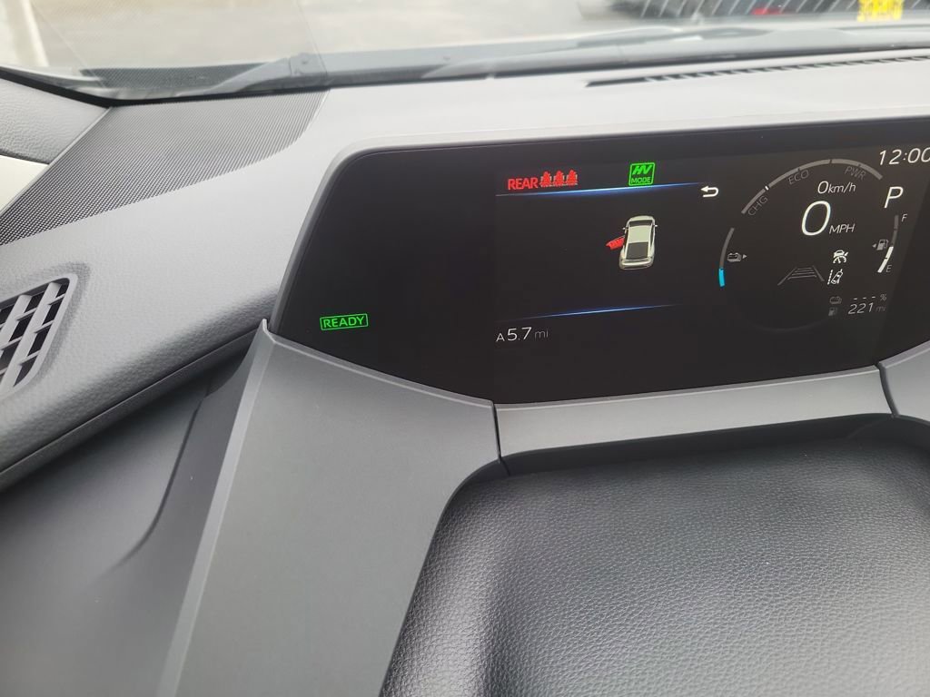 New 2026 Toyota Prius Plug-In Hybrid FWD image 17