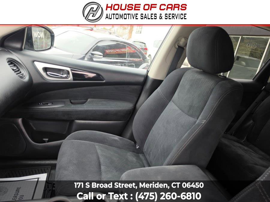 Used 2016 Nissan Pathfinder S AWD/4WD image 32
