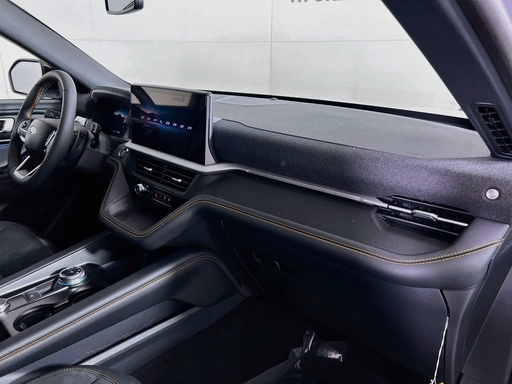 New 2026 Ford Explorer Tremor w/ Tremor Ultimate Package AWD/4WD image 32
