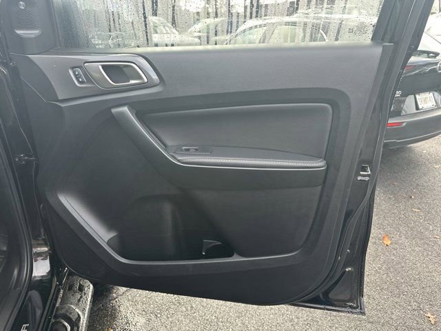 Used 2019 Ford Ranger Lariat w/ Black Appearance Package image 13
