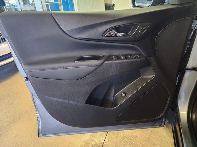 Certified 2024 Chevrolet Equinox RS w/ LPO, Floor Liner Package FWD image 9