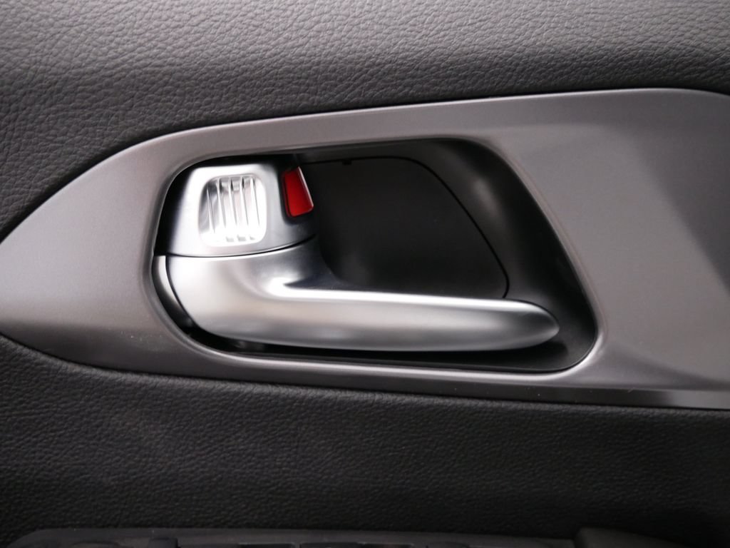 New 2026 Chrysler Voyager LX FWD image 21