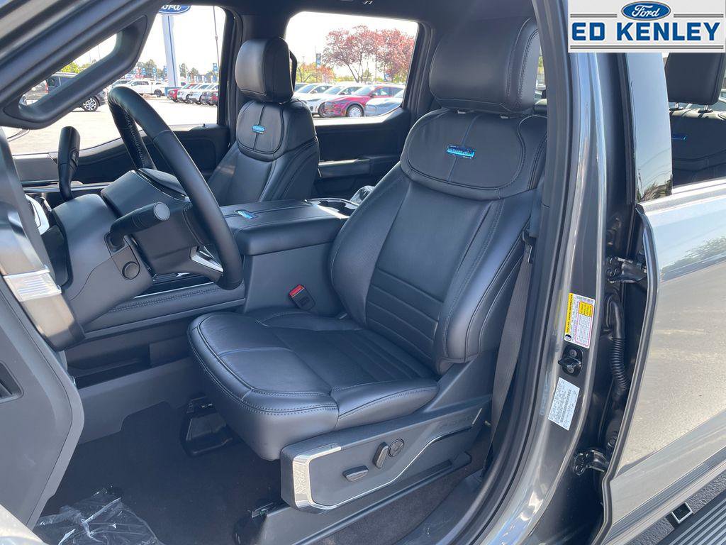 New 2026 Ford F350 Platinum image 3