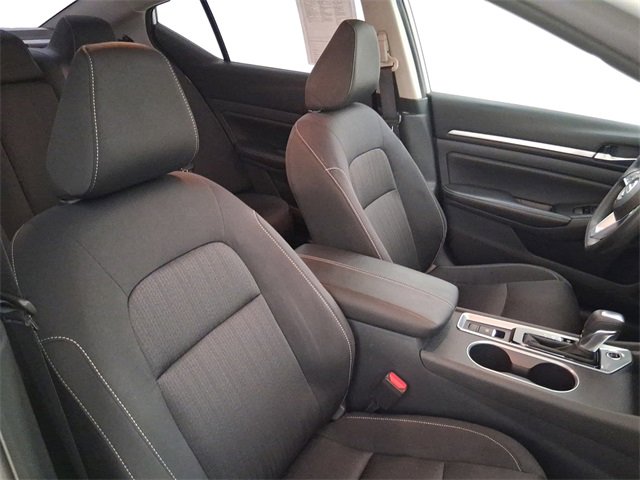 Used 2022 Nissan Altima 2.5 SV image 14