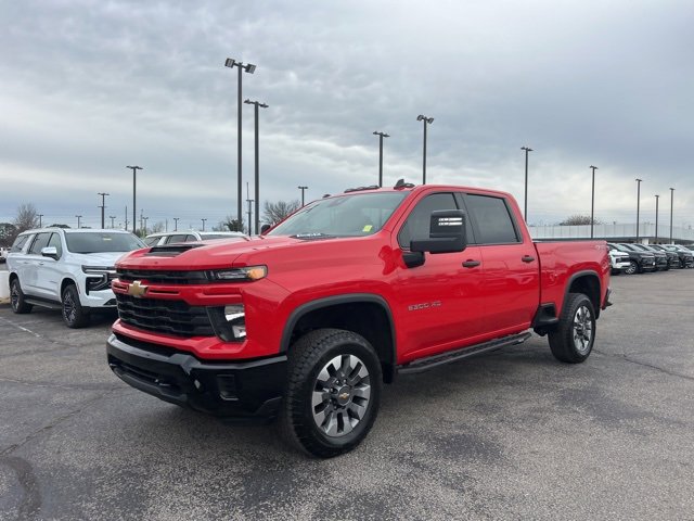 Used 2024 Chevrolet Silverado 2500 Custom w/ Custom Value Package image 7